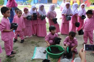 Menanam Sayuran